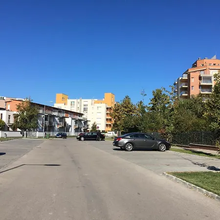 דירה Medences Oenallo 4 Fos 2 Legteru, Felszerelt Foeldszinti Apartman, Terasszal, Wi-fivel, 30 Meterre A Strandtol