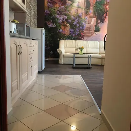 דירה Medences Oenallo 4 Fos 2 Legteru, Felszerelt Foeldszinti Apartman, Terasszal, Wi-fivel, 30 Meterre A Strandtol *